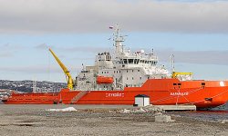 Varandey supply vessel